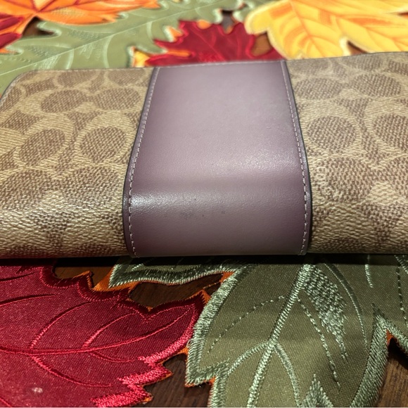 Coach Tan and Purple Signature Wallet - Picture 4 of 5